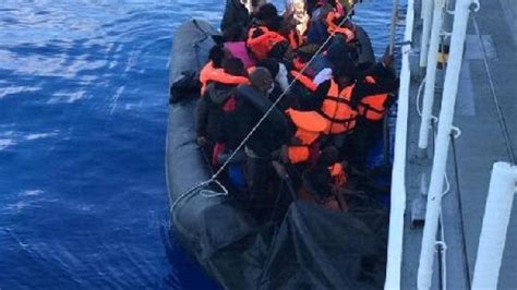 Y­u­n­a­n­i­s­t­a­n­­ı­n­ ­ö­l­ü­m­e­ ­t­e­r­k­ ­e­t­t­i­ğ­i­ ­1­4­5­ ­g­ö­ç­m­e­n­ ­k­u­r­t­a­r­ı­l­d­ı­